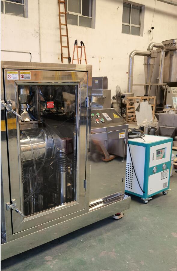 ZD振動(dòng)磨超微粉碎機(jī)